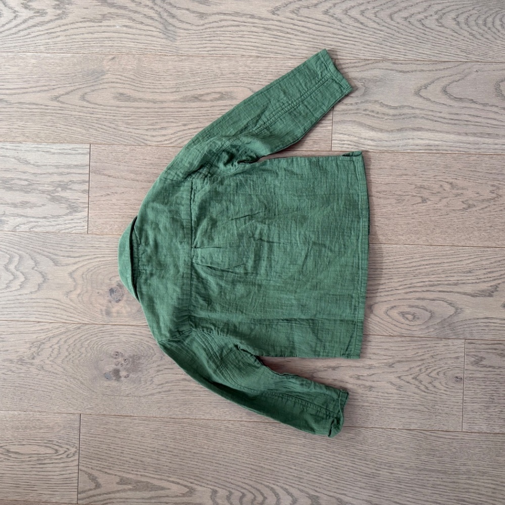Fin & Vince Button up shirt size 4/5 - Picture 2 of 3